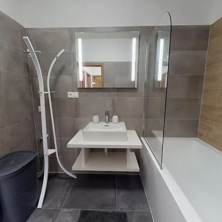 Tobias, Primo, Starý Smokovec Appartamento *